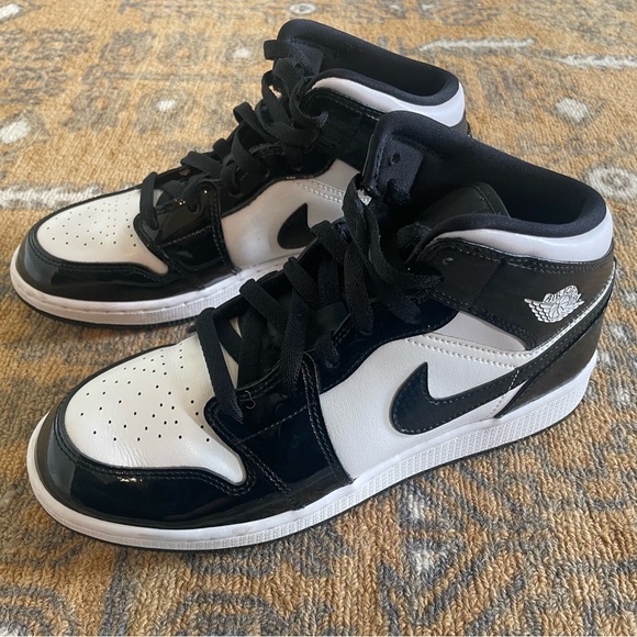 Air Jordan 1 Mid SE “All-Star 2021” Carbon Fiber GS 7Y or WMNS 8.5 DD2192-001 - Picture 2 of 12